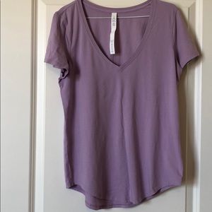 Lululemon Love Tee V